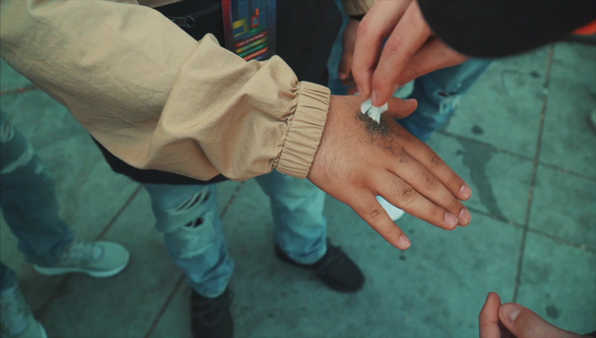 Thumb 5